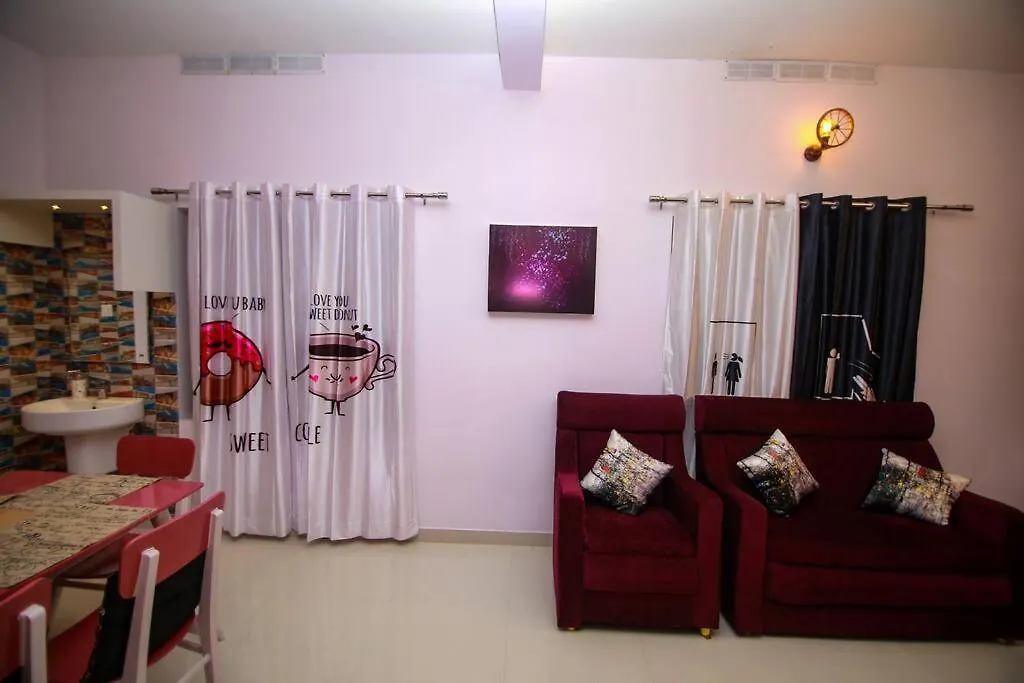 Meraki Palms, A Furnished Exquisite 2Bhk Villa Calecute